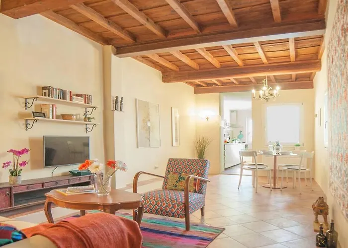 Apartment Cozy Macci Flat 4 People Near Santa Croce Square